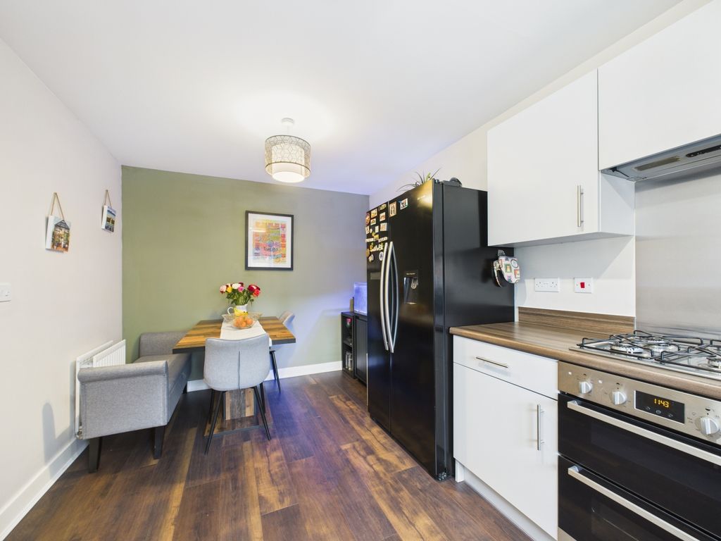 Property photo 3 of 20 Kitchen Diner