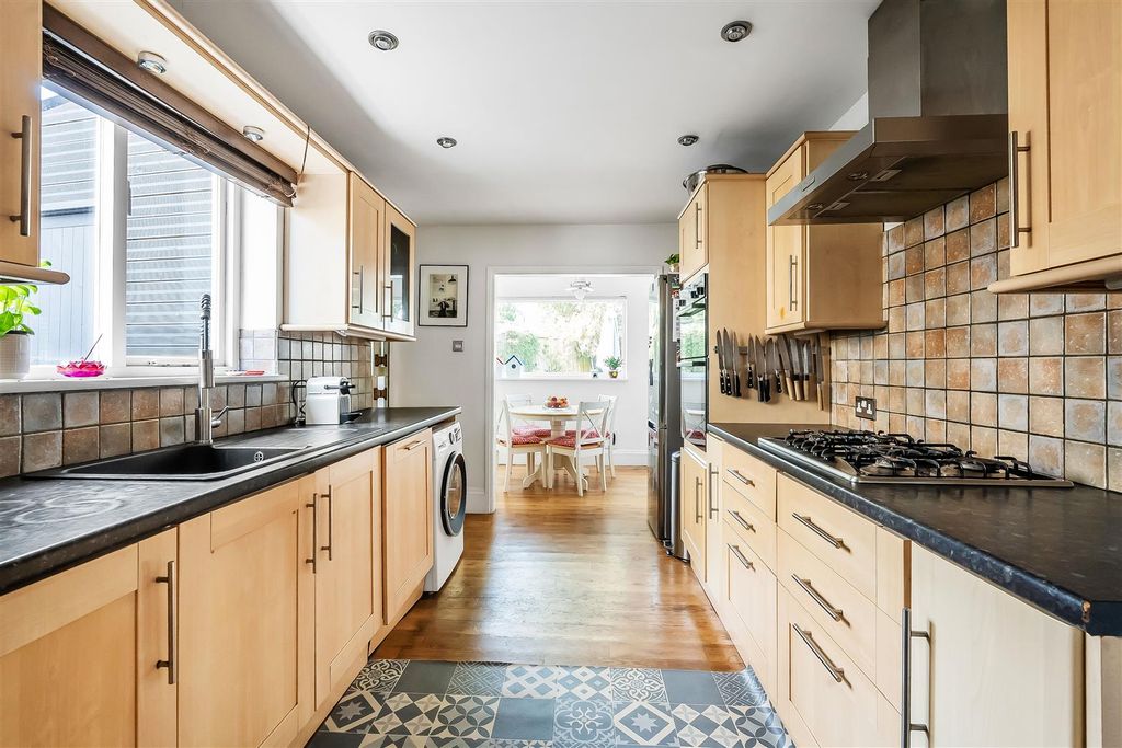 Property photo 3 of 35 143-Malden-Road-19.Jpg