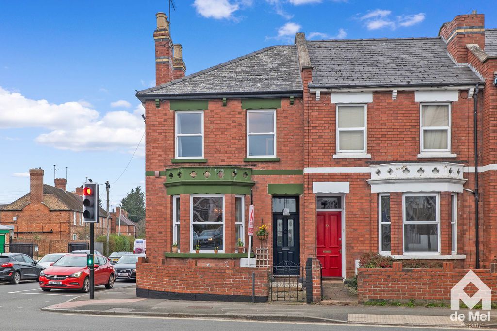 Property photo 1 of 10 Photo 10