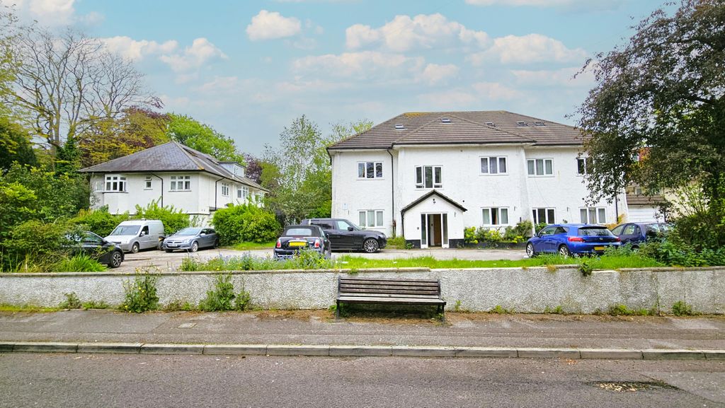 Property photo 1 of 2 Front.Jpg