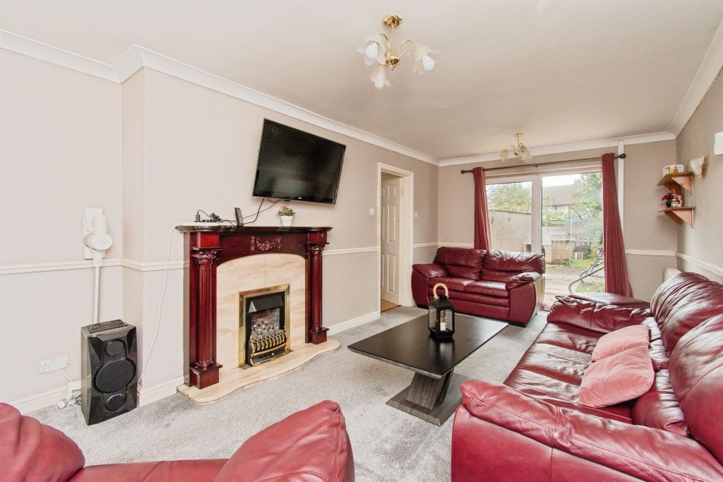 Property photo 2 of 14