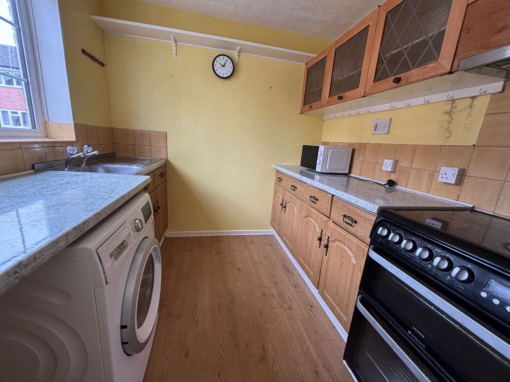 Property photo 2 of 6