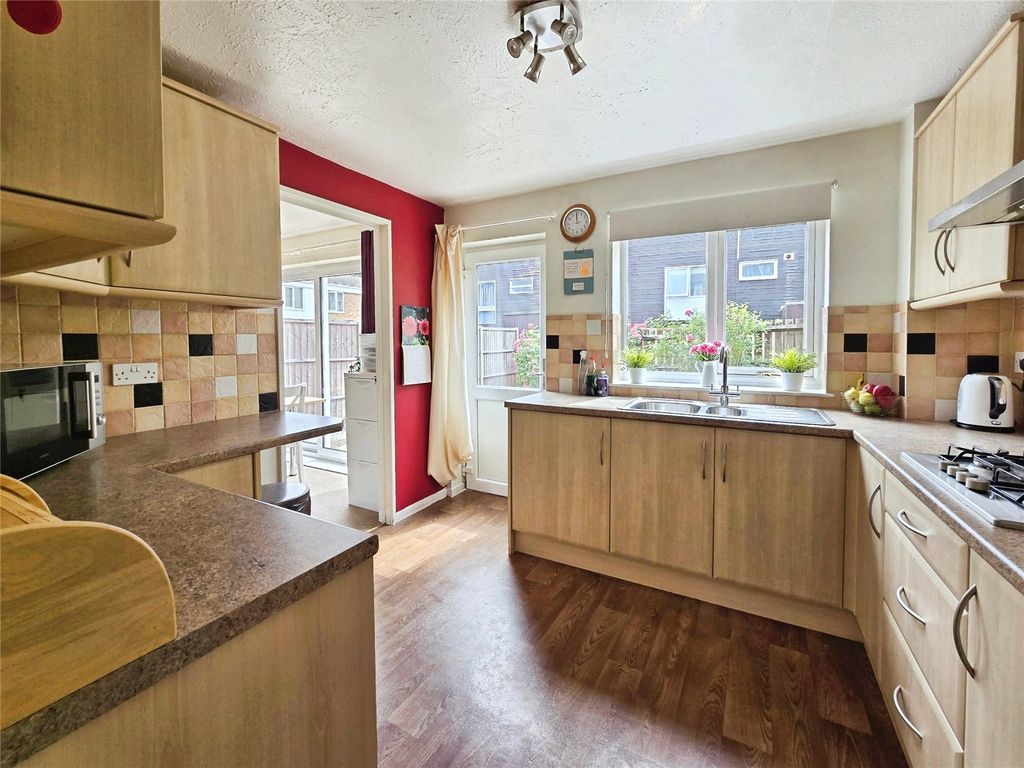 Property photo 2 of 14 Picture No. 10