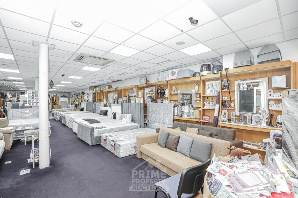 Property photo 3 of 41