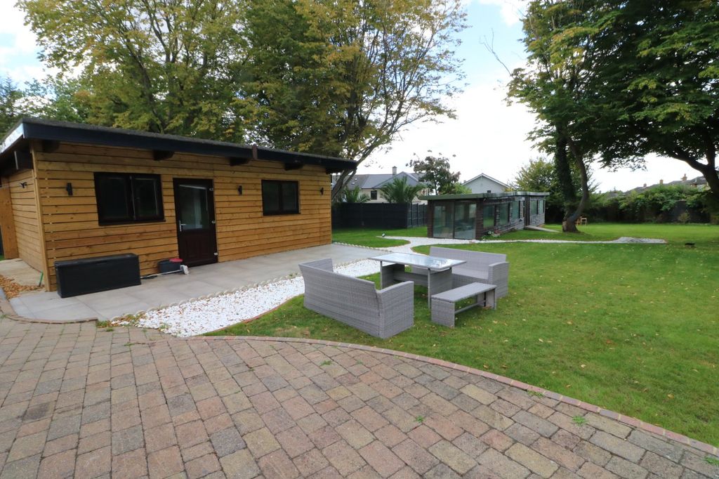 Property photo 1 of 4 Picture No. 04