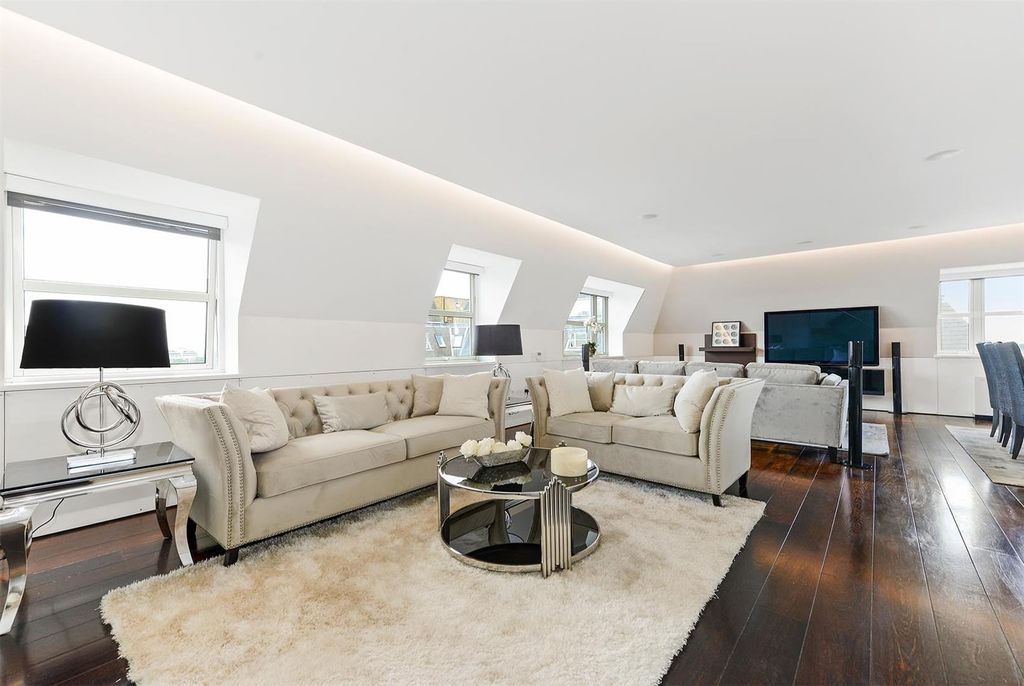 Property photo 2 of 13 Z11.Jpg