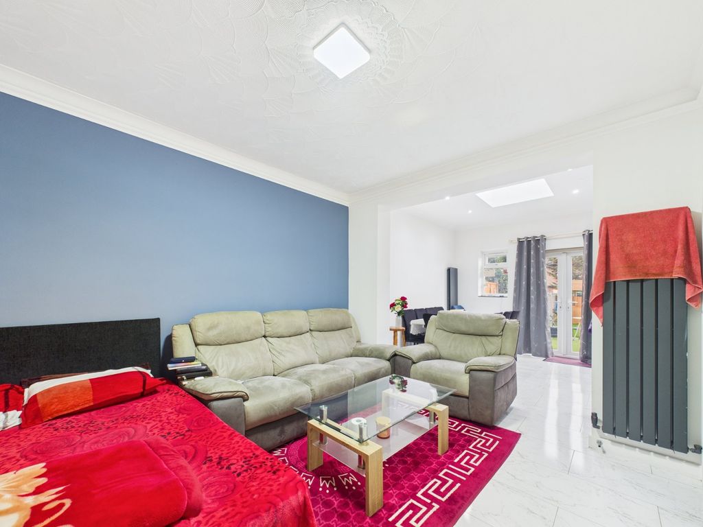 Property photo 2 of 14 Picture No. 10