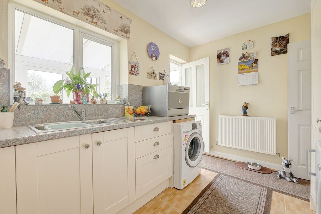 Additional image 31 of 5 bed detached house for saleHawthylands Road, Hailsham BN27