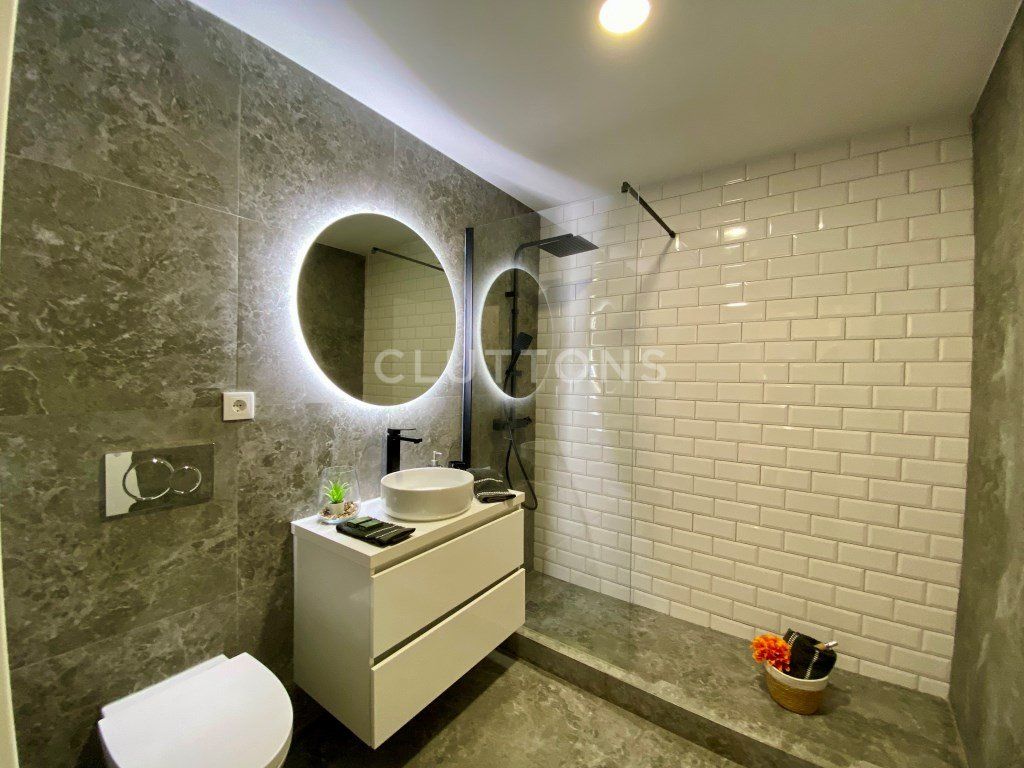 Property photo 3 of 55