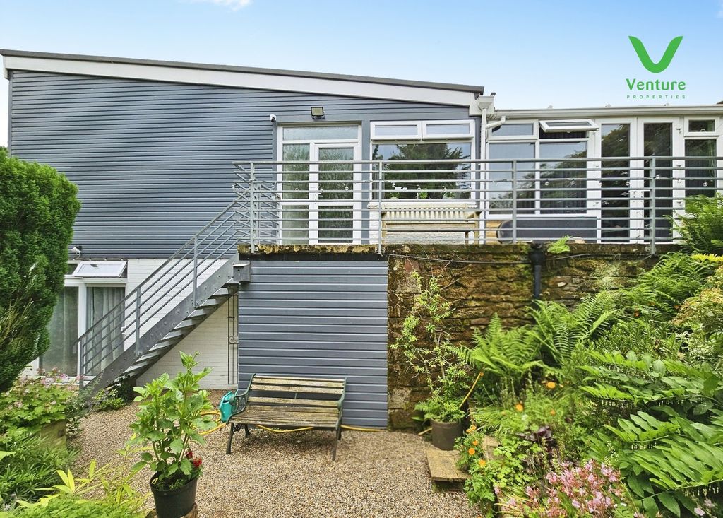 Property photo 1 of 26 Pbox-Img.Jpg