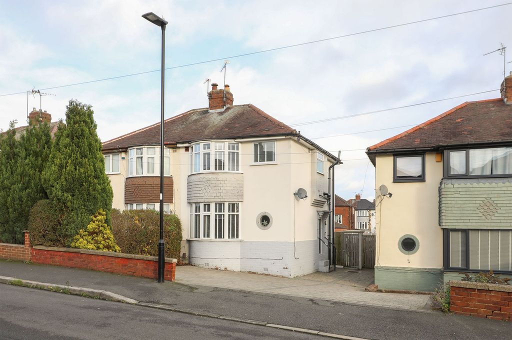 Property photo 1 of 20