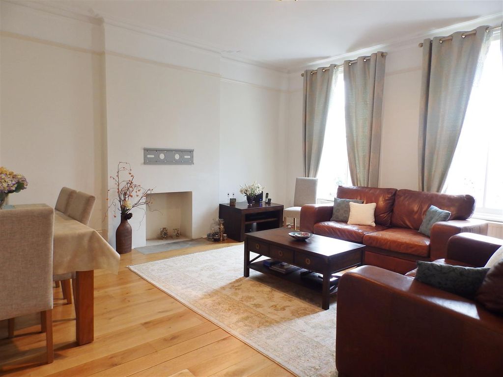 Property photo 2 of 7 Pc020191.Jpg