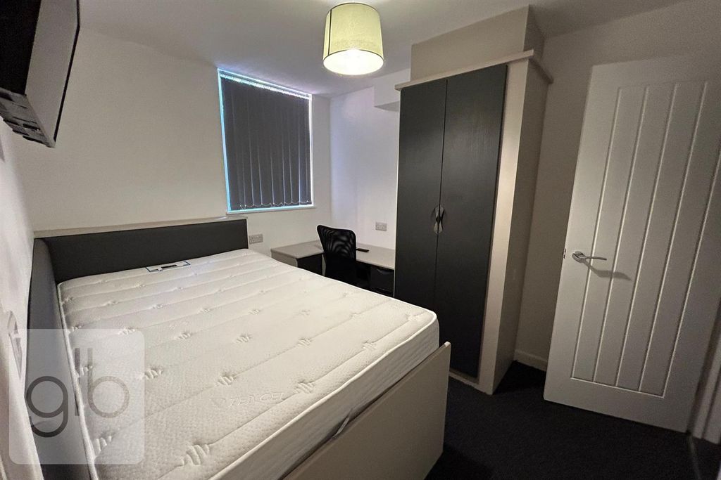 Property photo 1 of 6 1.Png