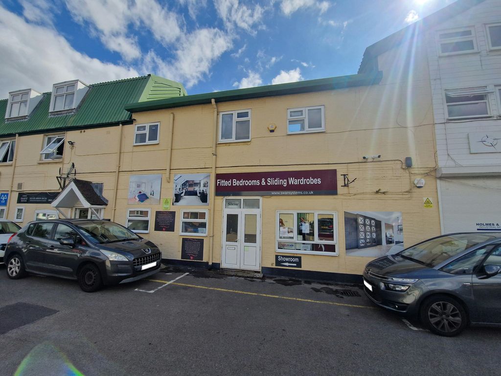 Property photo 2 of 7 20250730_101936 Edt.Jpg