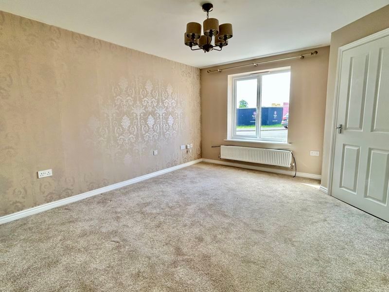 Property photo 3 of 14 Photo 13