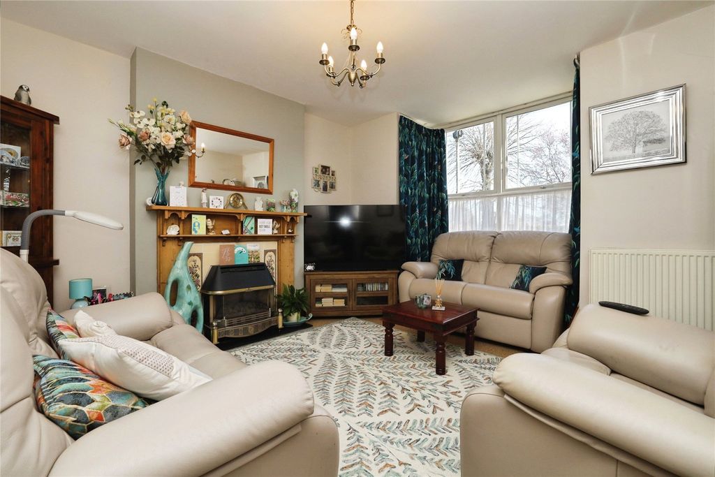 Property photo 2 of 15 Picture No. 09