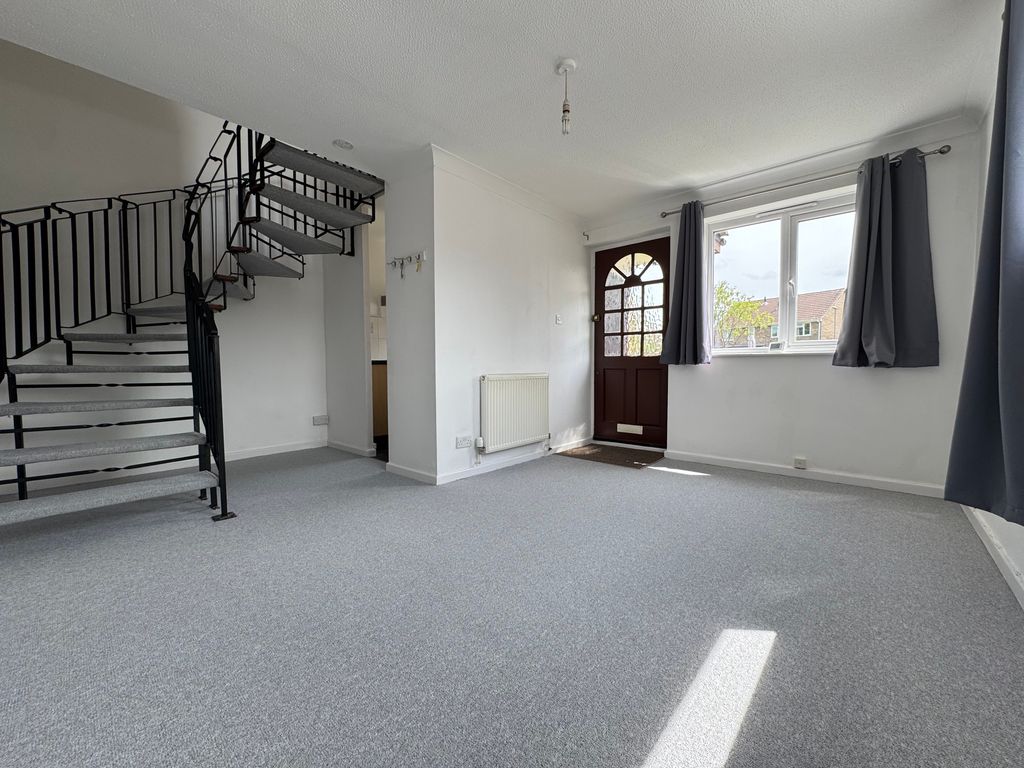 Property photo 2 of 11 Image