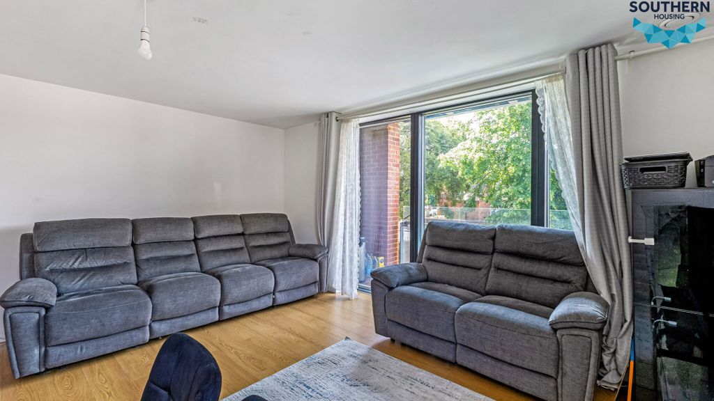 Property photo 3 of 15