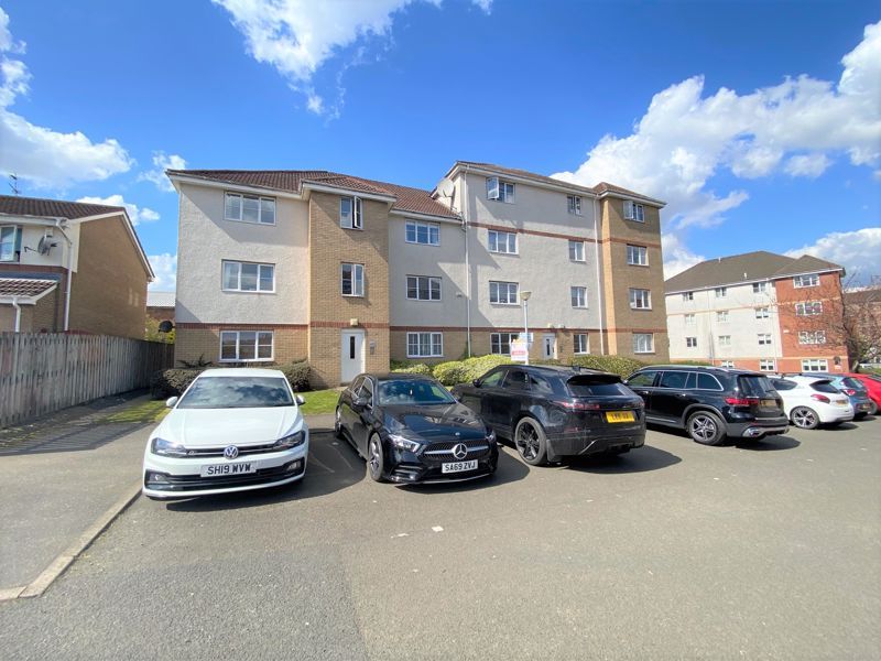 Property photo 1 of 8 Photo 7