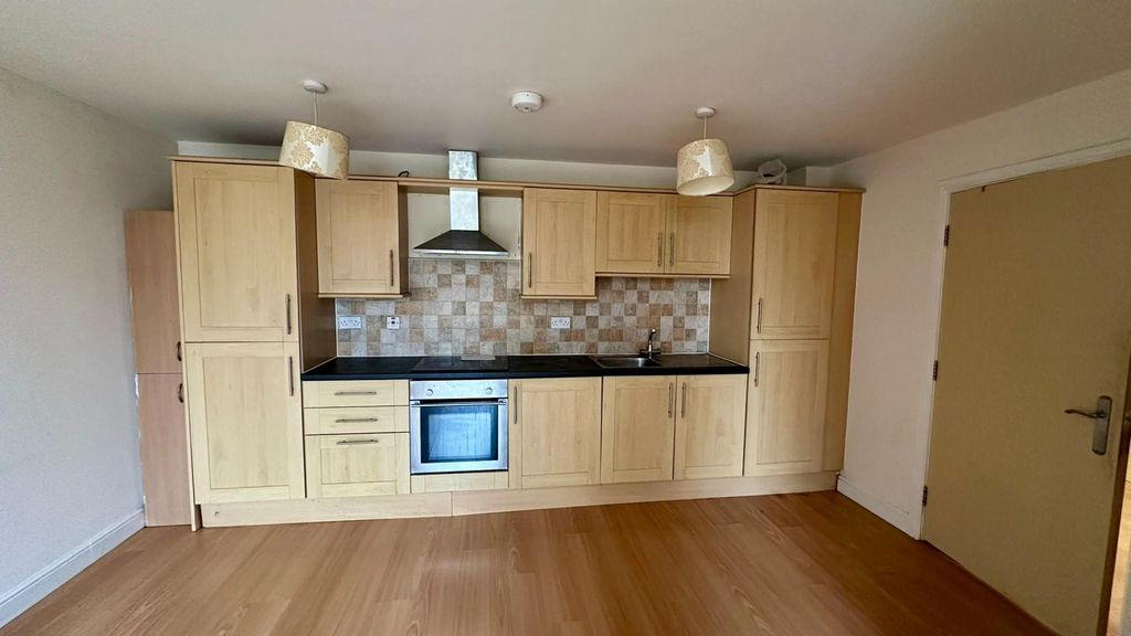 Property photo 2 of 7 F62B4Eb3-340B-43F4-9F3c-376Ed4339B81.Jpeg