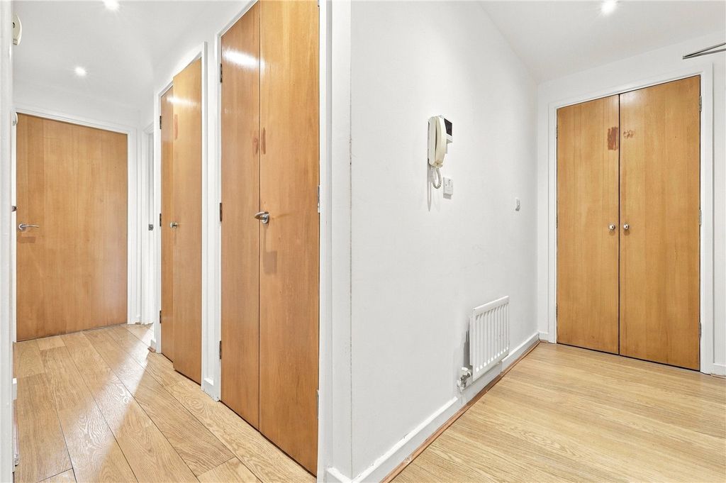 Property photo 2 of 14 Picture No. 02