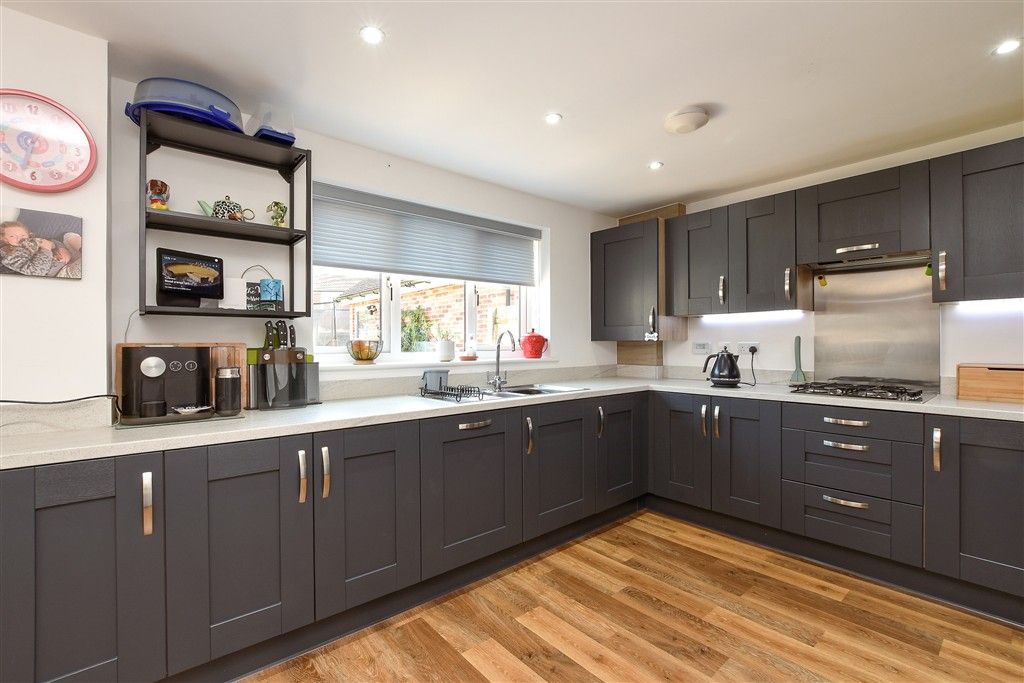 Property photo 3 of 25 Kitchen/Diner