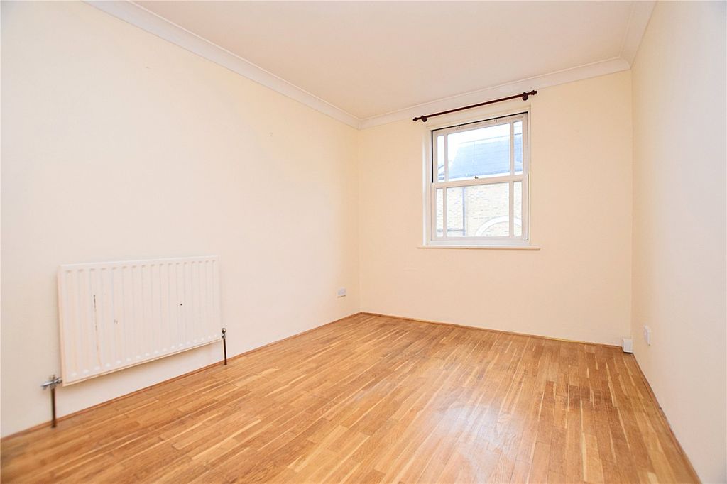 Property photo 3 of 13 Picture No. 04