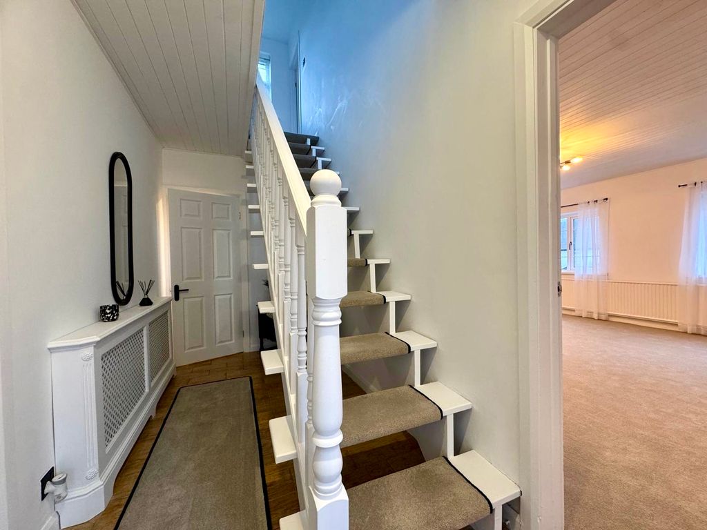 Property photo 2 of 30 Img_1730.Jpeg