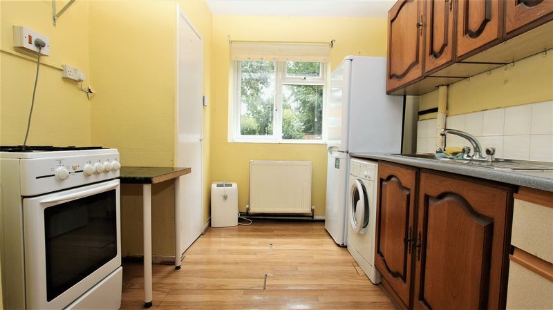 Property photo 3 of 7 Photo 8