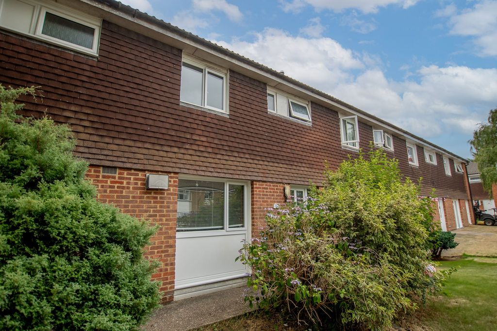 Property photo 1 of 14 External