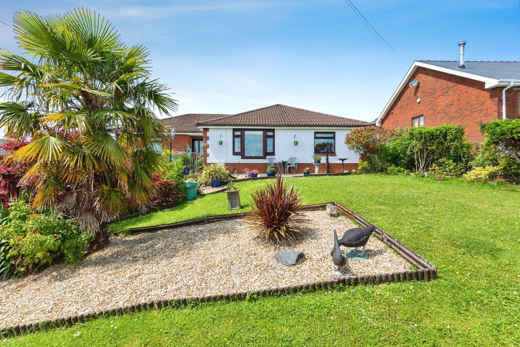 Property photo 1 of 17 Photo