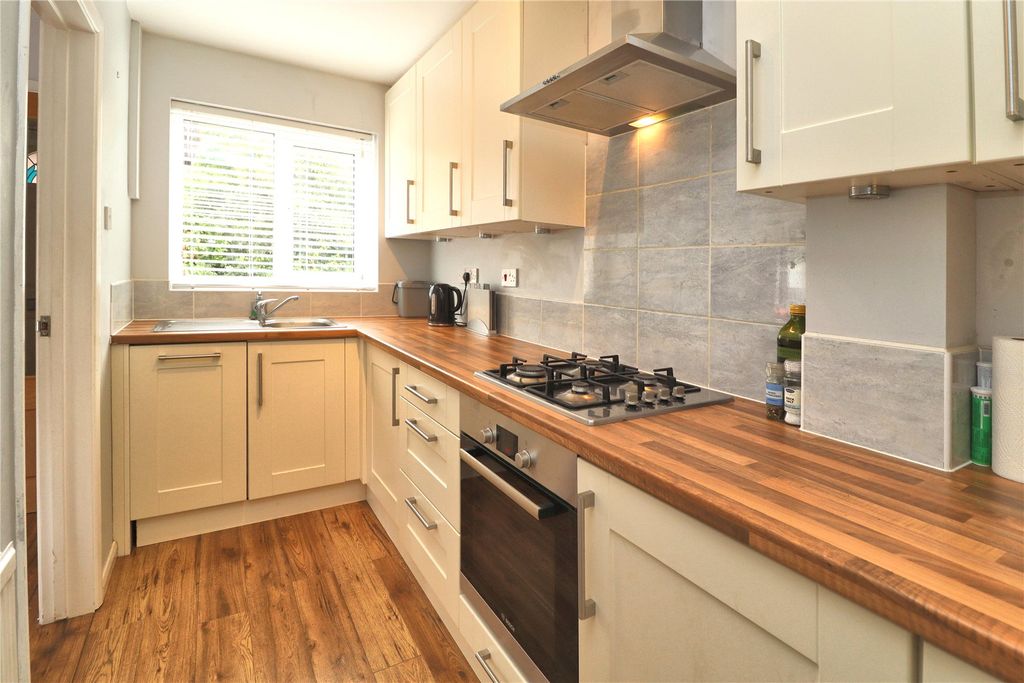 Property photo 2 of 11 Picture No. 03