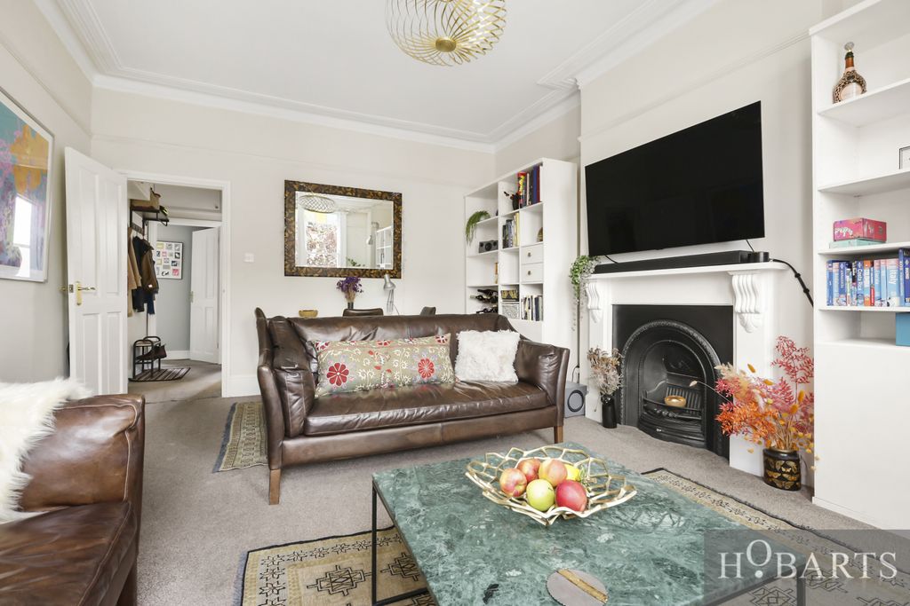 Property photo 2 of 14 Gallery