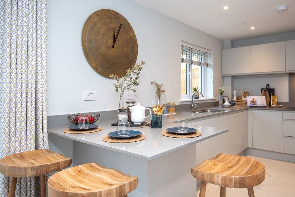 Property photo 2 of 19 2 - Show Home Example