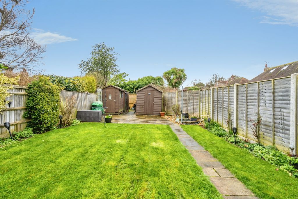 Property photo 2 of 15