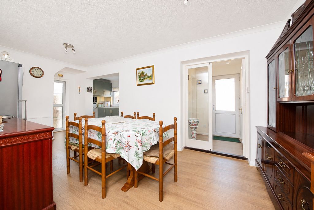 Property photo 3 of 14 Dining Room