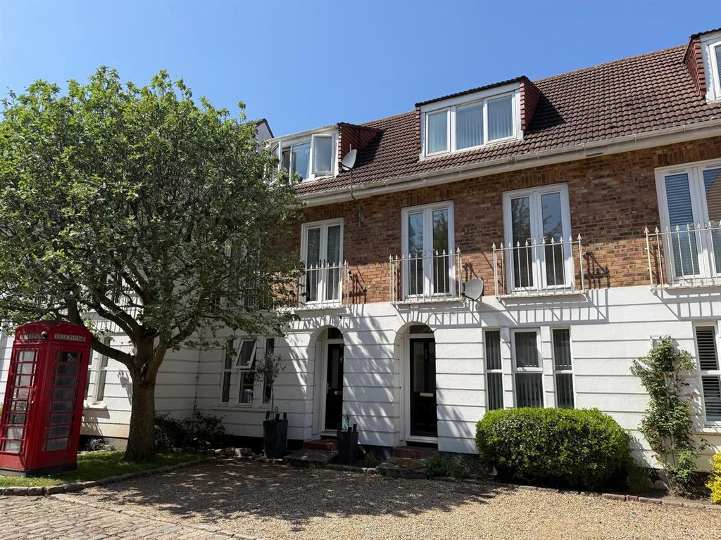 Property photo 1 of 13 98Ae3A8A-731F-44d9-A9F4-0636F3Fad67A.Jpg
