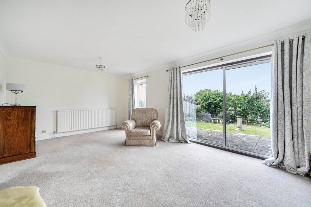 Property photo 3 of 14
