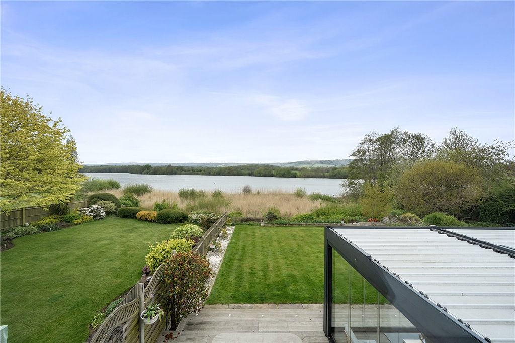 Additional image 18 of 5 bed detached house to rentChesterfield Drive, Sevenoaks, Kent TN13