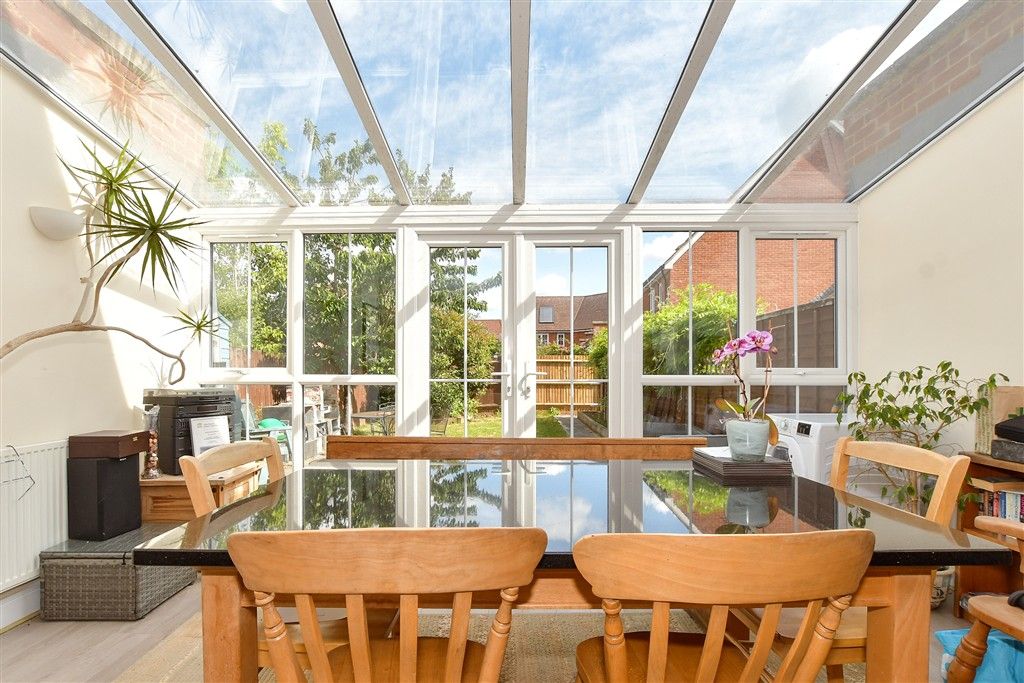 Property photo 3 of 16 Dining Area