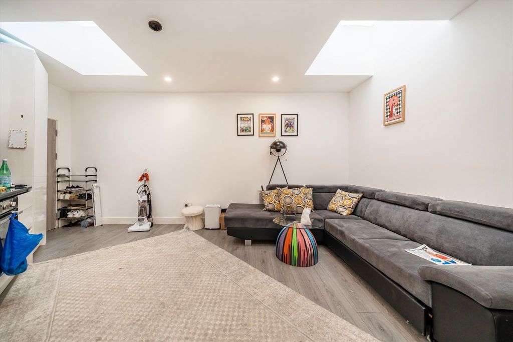 Property photo 2 of 2