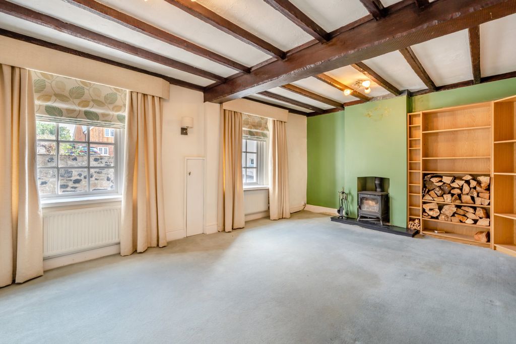 Property photo 3 of 30