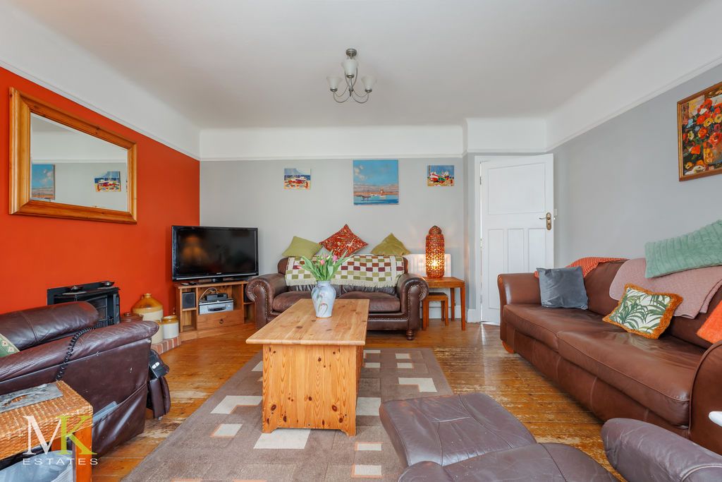 Property photo 2 of 22 Photo 15