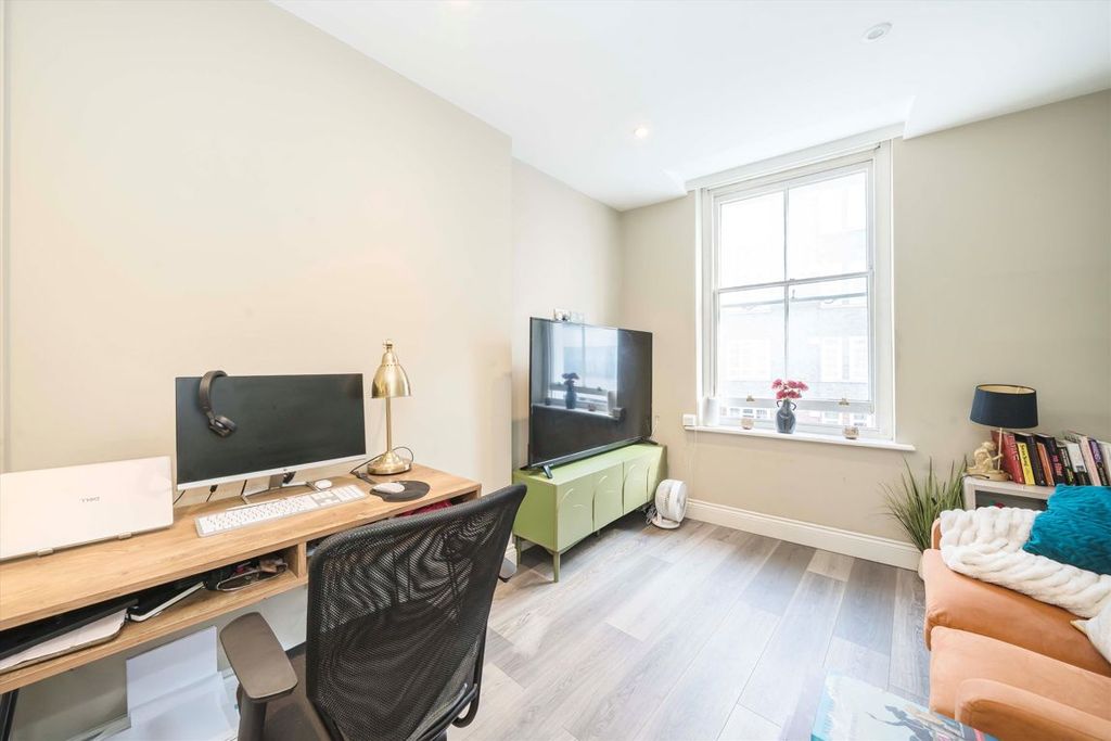 Property photo 2 of 4