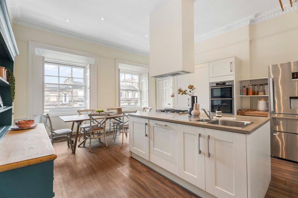 Property photo 3 of 14 Kitchen/Dining Room