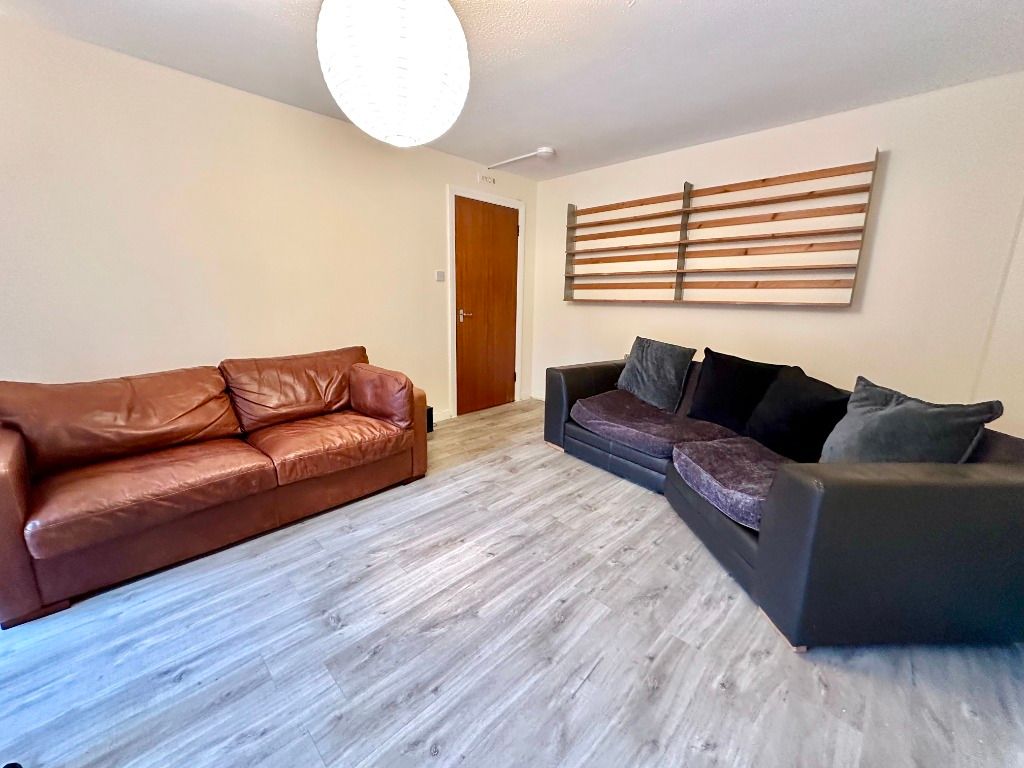 Property photo 2 of 13 Photo 2