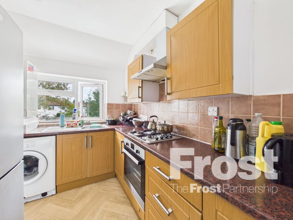 Property photo 3 of 6 Picture No. 01