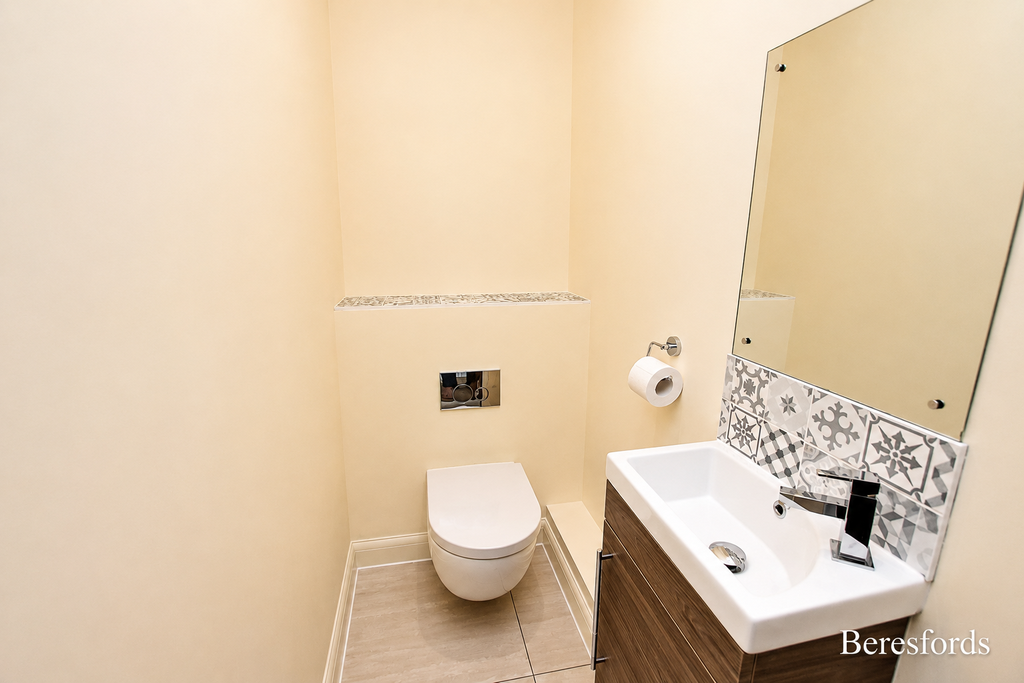 Property photo 2 of 8 Wc