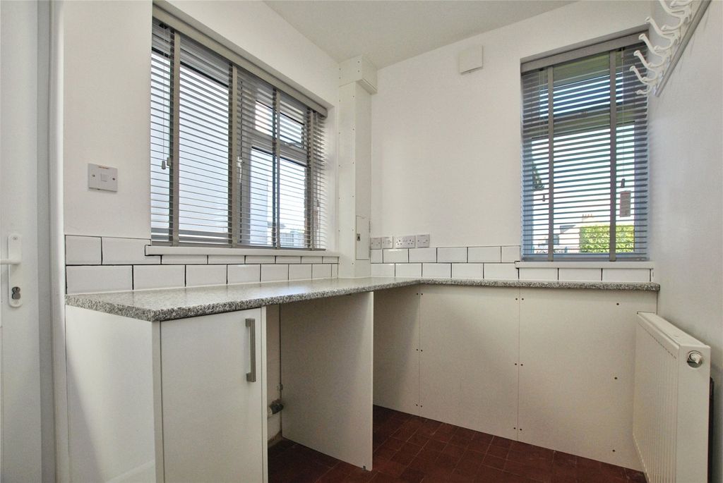 Property photo 3 of 9 Picture No. 04