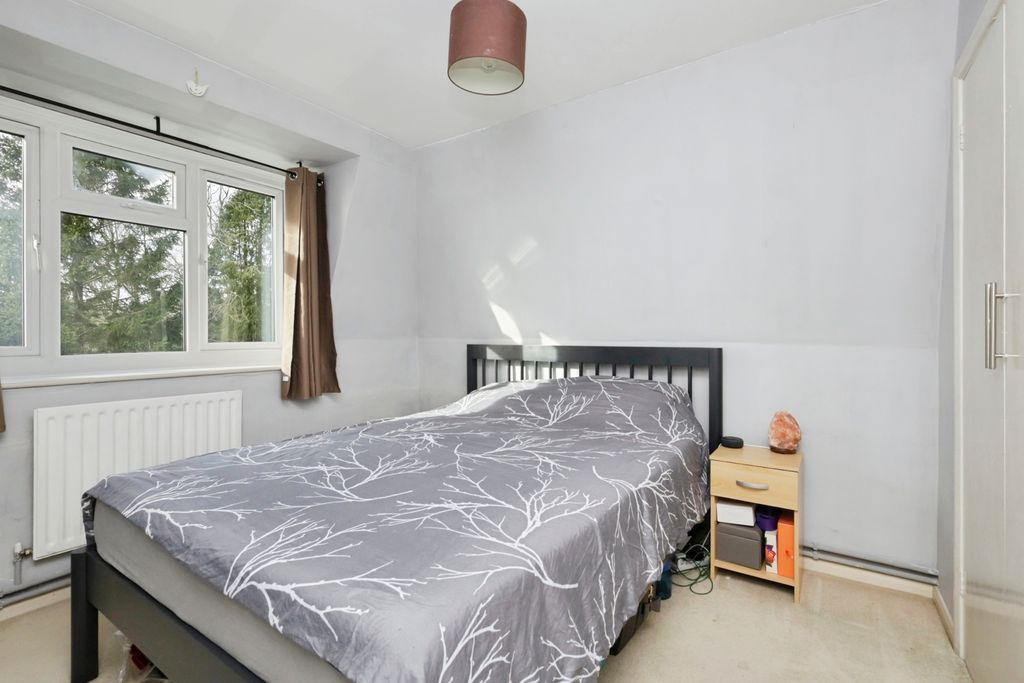 Additional image 17 of 2 bed flat for saleLennox Court, Mutton Hall Hill, Heathfield, East Sussex TN21